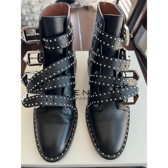 Givenchy Elegant Flat Ankle Stud Boot Black - Picture 4 of 8